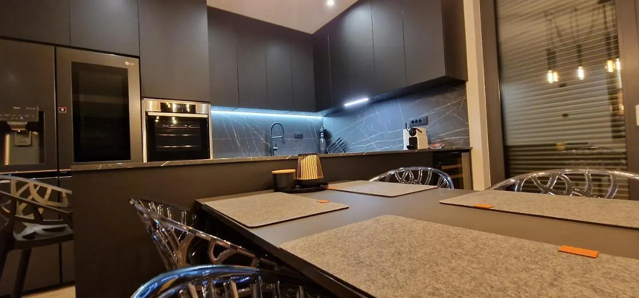 Qvarnero No18- Luxury Residence With Swimming Pool, Private Sauna And Jacuzzi Opatija