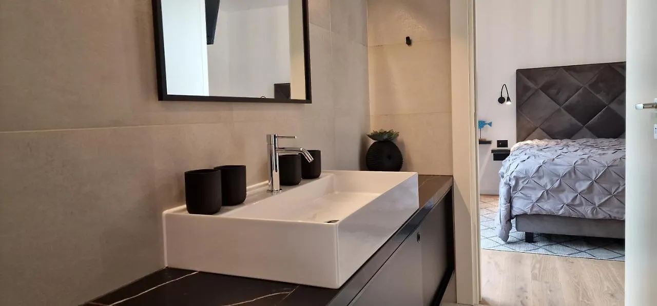 Qvarnero No18- Luxury Residence With Swimming Pool, Private Sauna And Jacuzzi Opatija Apartment