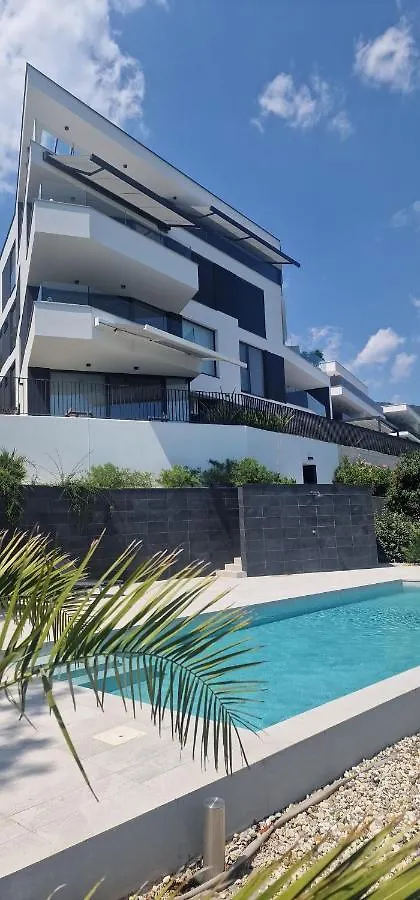 Qvarnero No18- Luxury Residence With Swimming Pool, Private Sauna And Jacuzzi Opatija